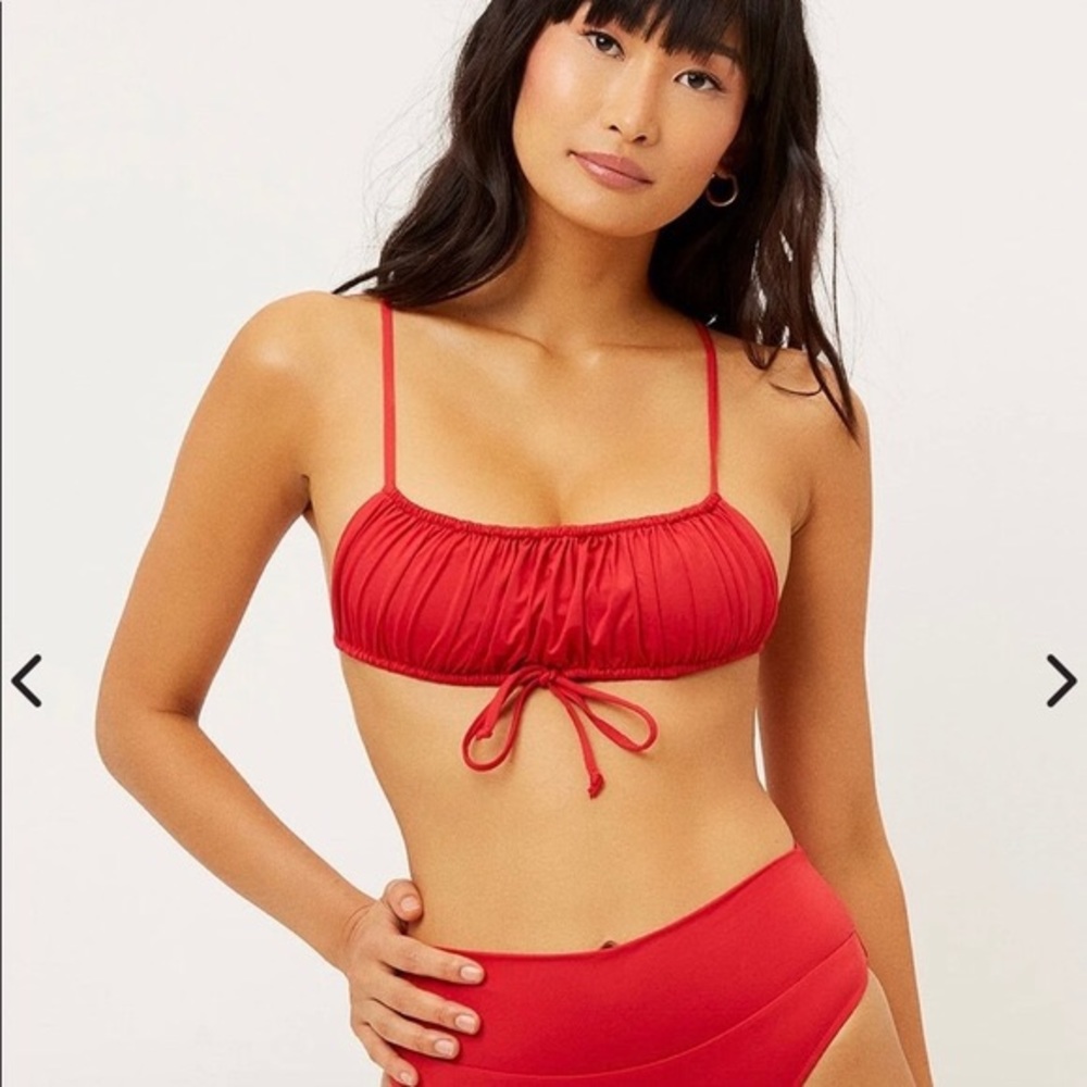 Frankies Bikinis Dreamy Suit Set.